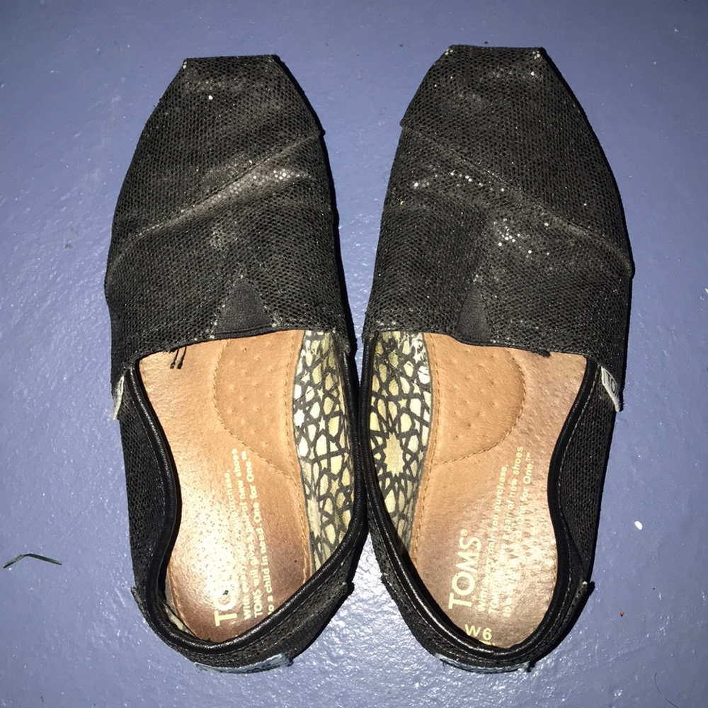 Toms shoes